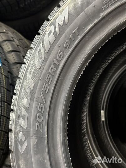 Goform W705 205/55 R16 91T