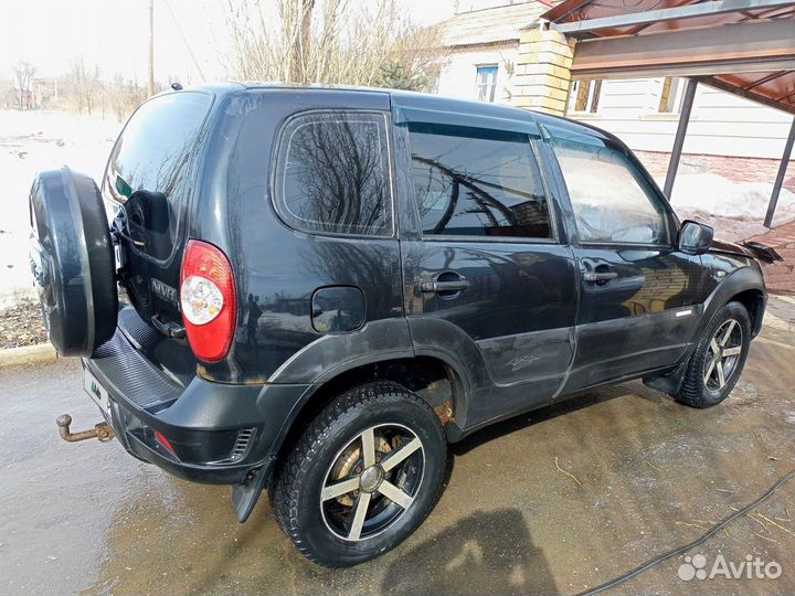 Chevrolet Niva 1.7 МТ, 2011, 197 409 км