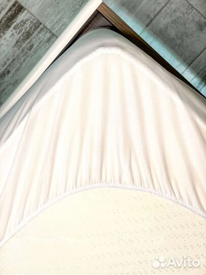 Влагозащитный наматрасник микрофибра