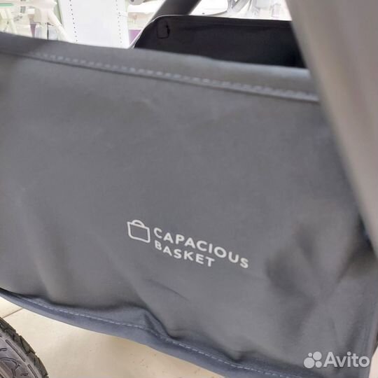 Коляска 2 в 1 Happy Baby Mommer Pro Nova