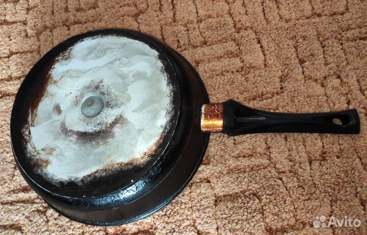 Сковорода б/у 26 см
