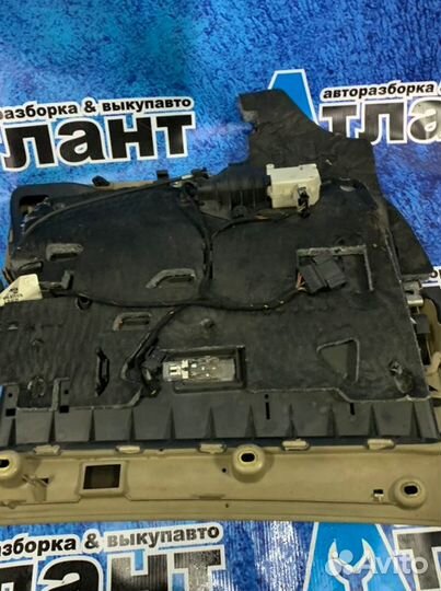 Бардачок Audi A6 C6 BAT 2005