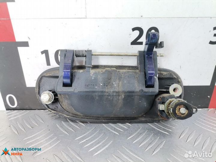 Ручка наружная передняя правая Mitsubishi Carisma