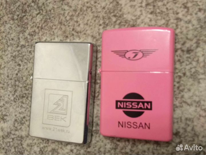 Зажигалка типа zippo