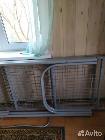 Кровать металическая двухуровневая