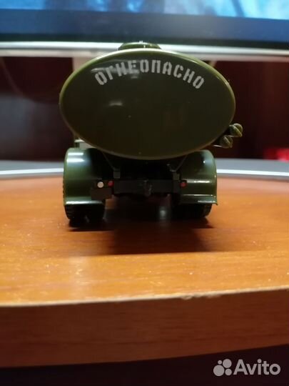 Модель автомобиля