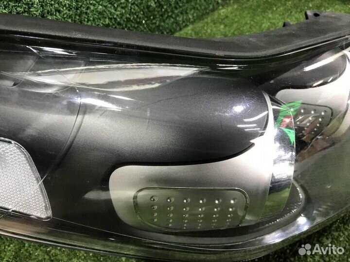 Фара правая Kia Sportage