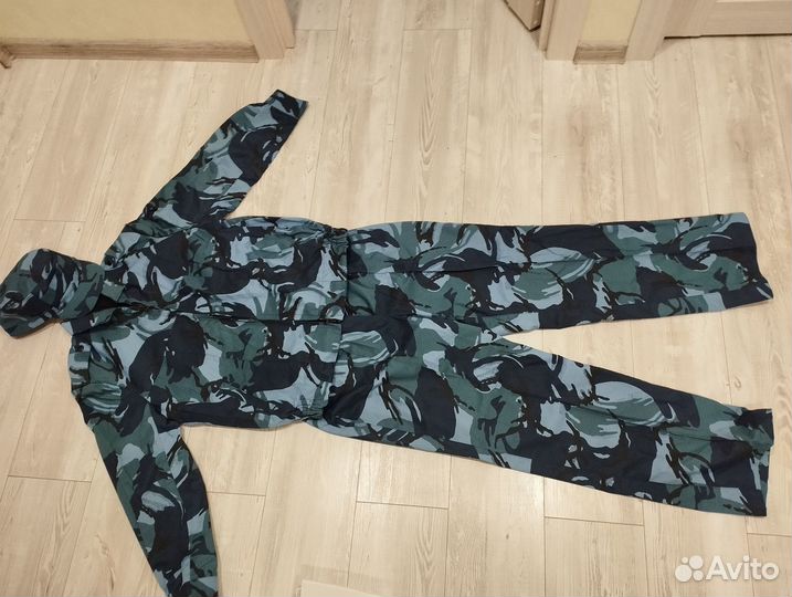 Костюм камуфляжный размер 48 рост 4 с кепкой 58 р