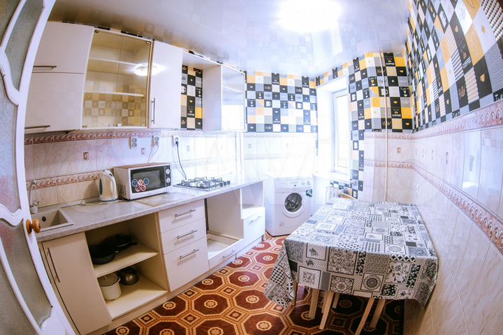 2-к. квартира, 65 м², 3/10 эт.