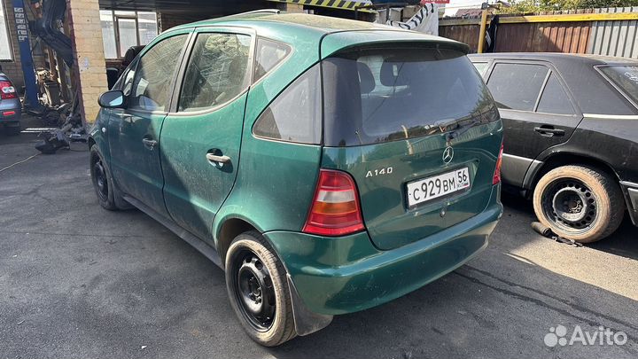 Мерседес бенз А 140 В разборе по запчастям