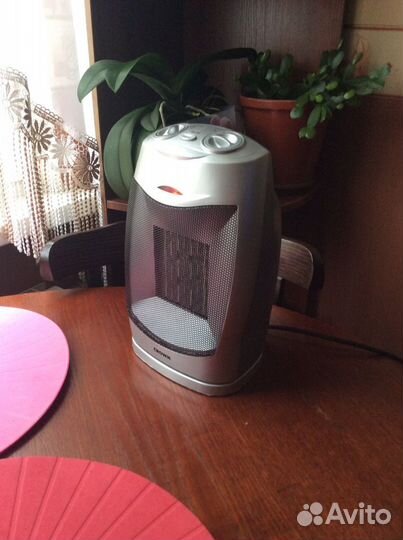 Керамический обогреватель crown1500ватт