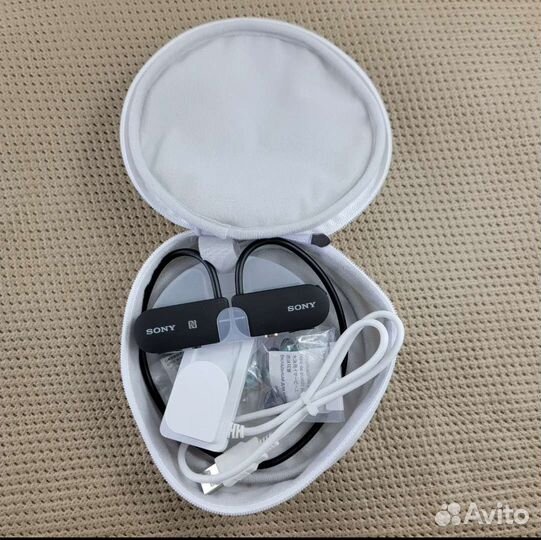 Водонепрониц.плеер-наушники Sony NWZ-WS, 16 Gb