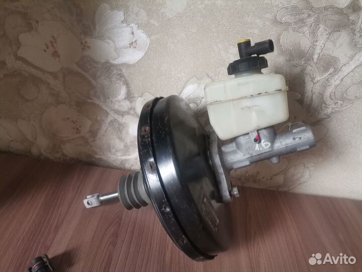 Вакуумный усилитель на рено логан