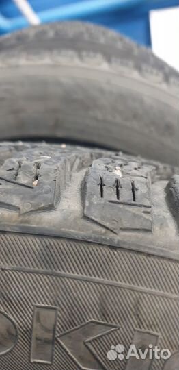 Nokian Tyres Hakkapeliitta 9 215/55 R17