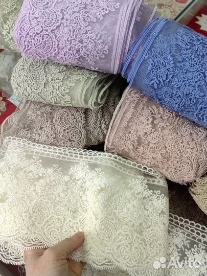 Кружево на сетке широкое Блюмарин