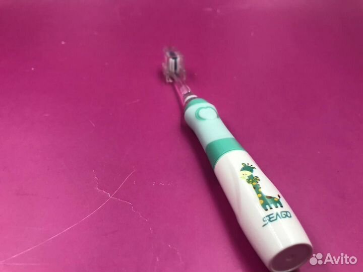 19753 Электрическая зубная щетка