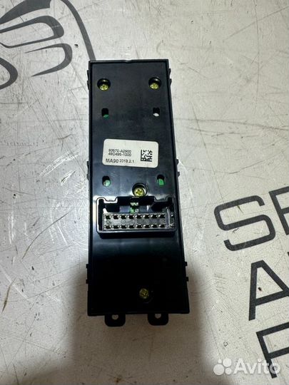 Блок стеклоподъемников Kia Ceed JD D4FB 2013