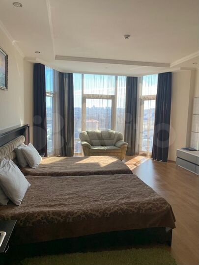 Квартира-студия, 43 м², 8/10 эт.