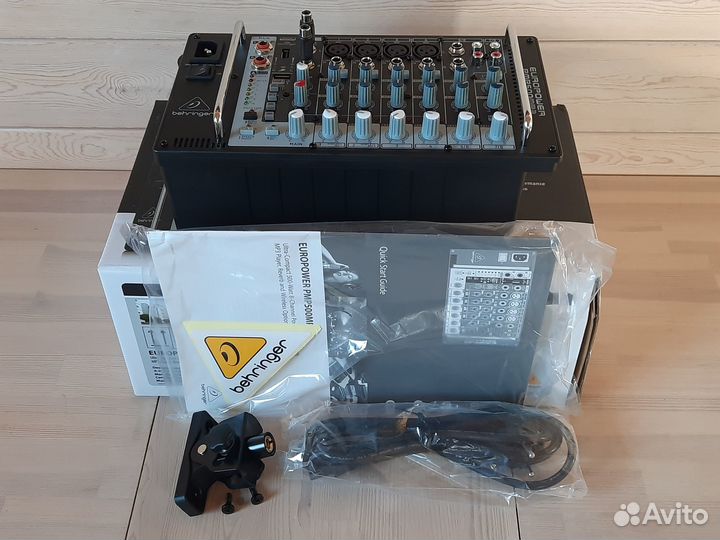 Новый микшер-усилитель Behringer 500 Вт