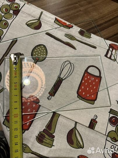 Стекло для выкладки вкусняшек