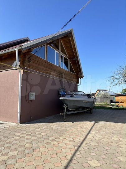 Дом 211 м² на участке 11 сот.