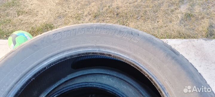 Bridgestone Dueler H/T 225/65 R17