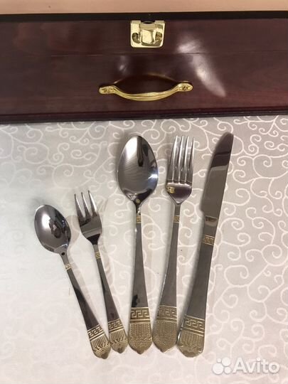 Набор столовых приборов
