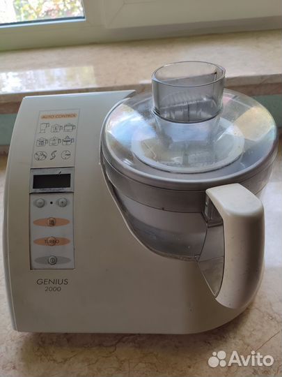 Кухонный комбайн Moulinex genius 2000