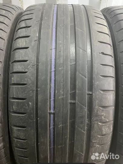 Nokian Tyres Hakka Black 2 SUV 265/50 R19 110Y