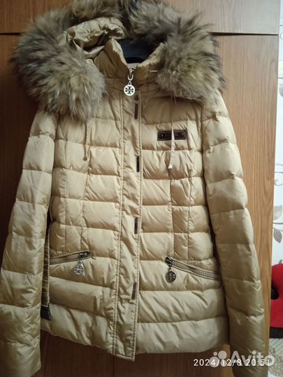 Куртка зимняя женская 42 размер