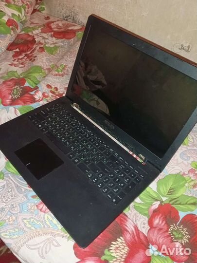 Ноутбук asus
