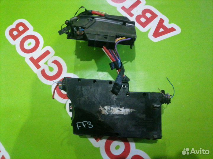 Блок предохранителей Ford Kuga 2 2013