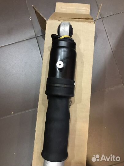 Амортизатор подвески Escalade Tahoe задний оригина