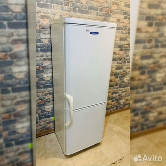 Холодильник бу с доставкой и гарантией Ariston