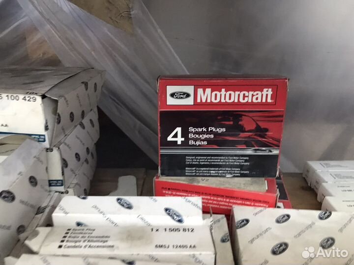 Продам на Форд иридивые свечи