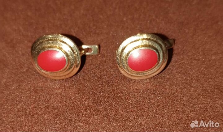 Золотые серьги