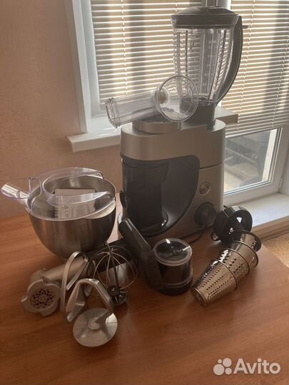 Кухонный комбайн moulinex