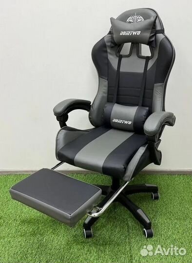 Офисное кресло (геймерское). Кресло для директора