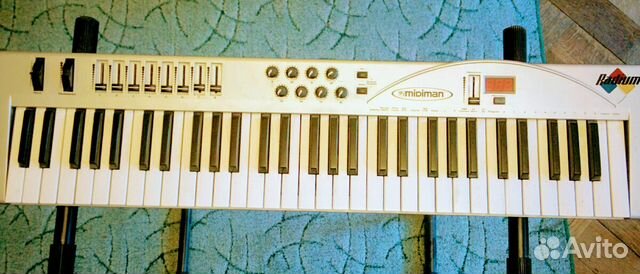 M audio avito. Sgs audio m9. Клавиатура m-audio-keystation-61. M audio avito. M audio axiom pro 61.