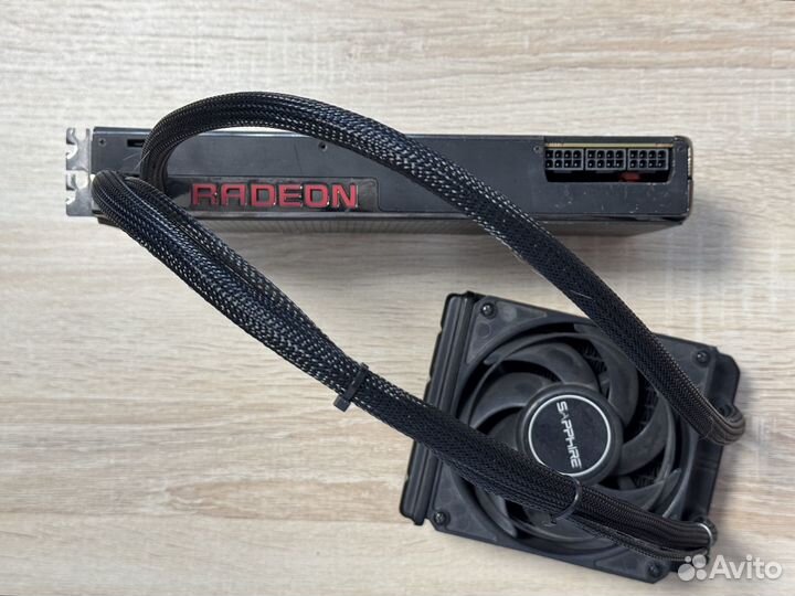 Видеокарта AMD Radeon Pro Duo