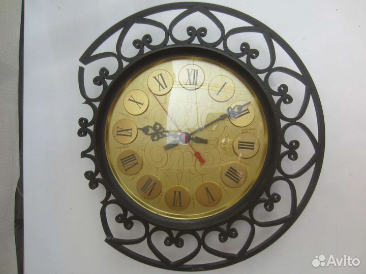 Часы Янтарь кварц настенные