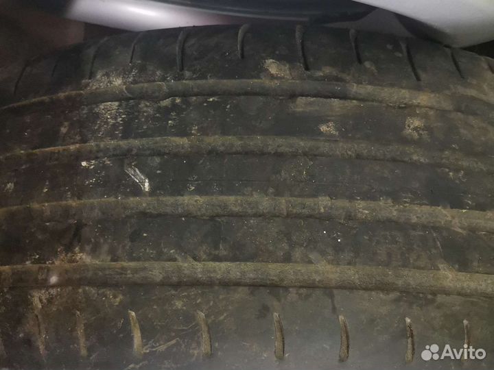 Nexen N8000 235/65 R17 104