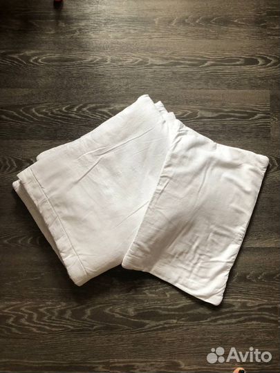 Детское одеяло и подушка в кроватку