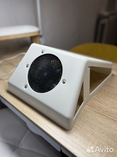 Вытяжка для маникюра напольная