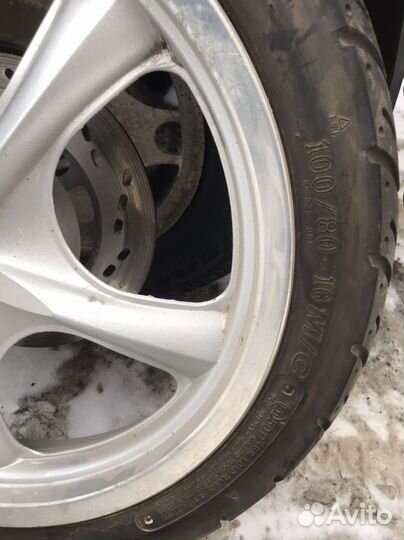 Колеса от мотоцикла