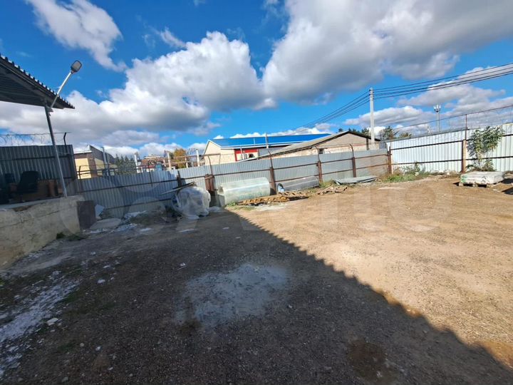 Свободного назначения, 980 м²