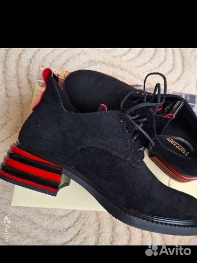 Ботинки женские 38