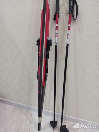 Комплект лыжи, палки, ботинки детские