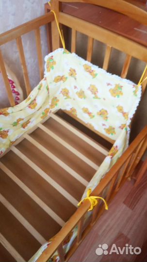 Бортик,балдахин,подушечка,постель в кроваткуАкадем