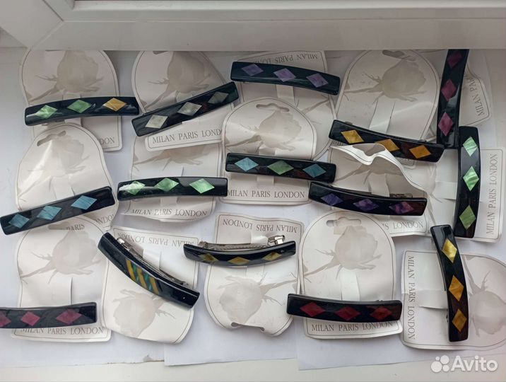 Заколки для волос